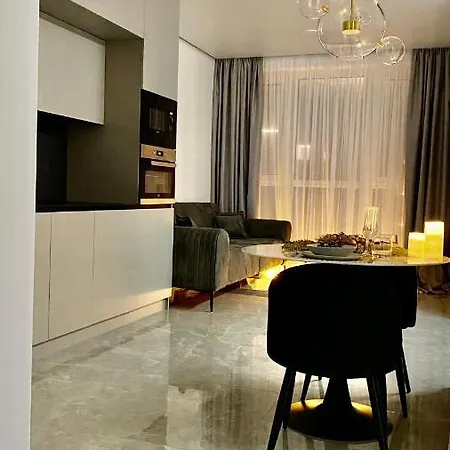 New Luxury Apartament Mayak Rubens