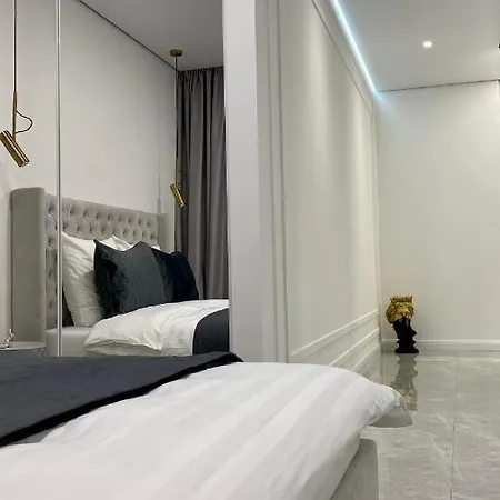 New Luxury Apartament Mayak Rubens *