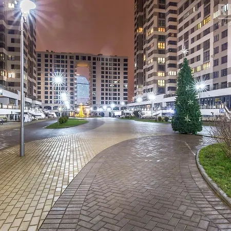 Apartment New Luxury Apartament Mayak Rubens *