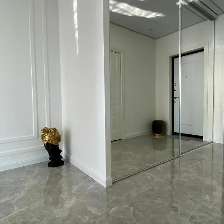 New Luxury Apartament Mayak Rubens * Minsk